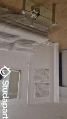 Chambre - 9 m² - 1 pièce