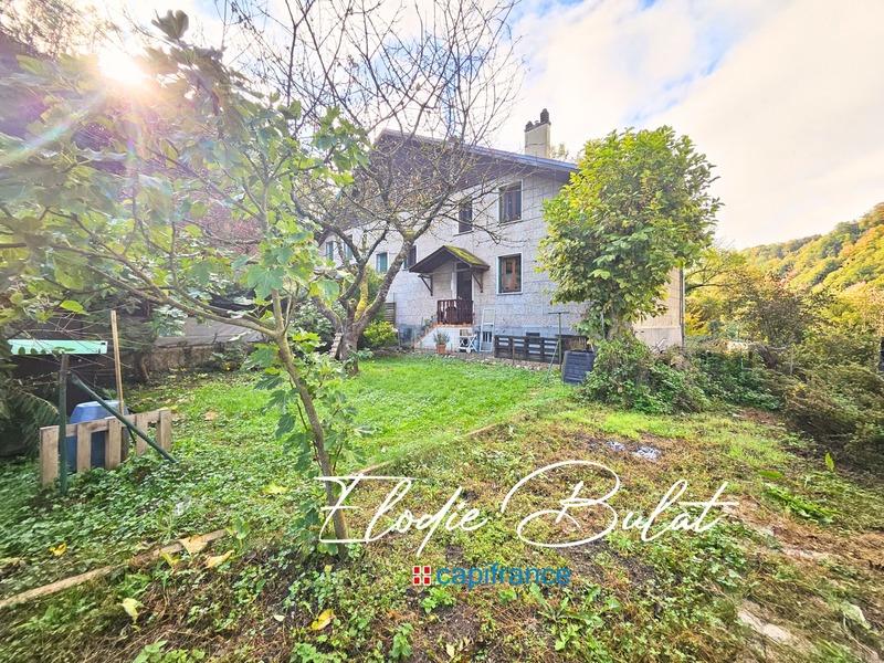 Maison de village - 135 m² - 6 pièces