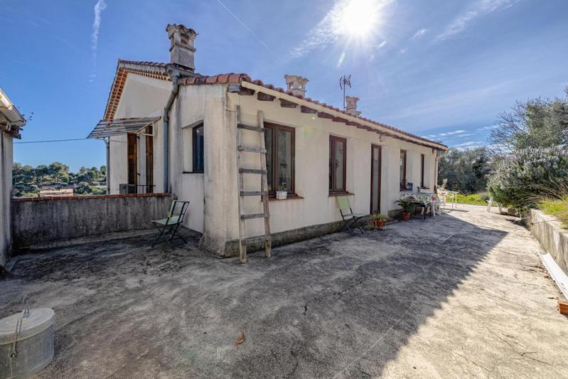 Villa - 167 m² - 6 pièces