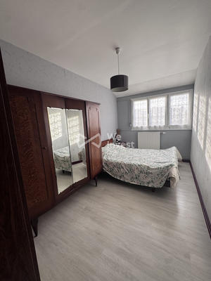 Maison - 90 m² - 6 pièces