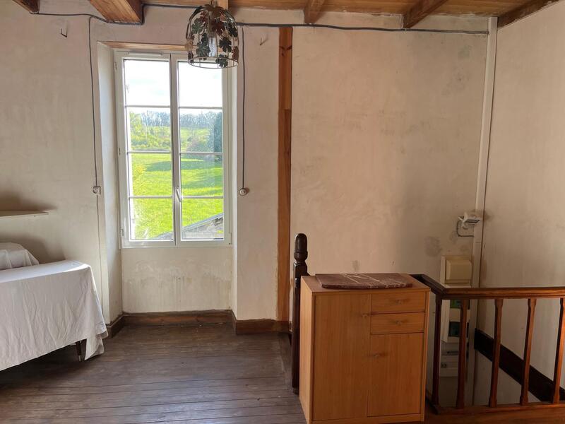 Maison - 248 m² - 10 pièces