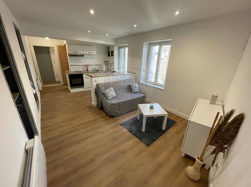 Studio - 24 m² - 1 pièce