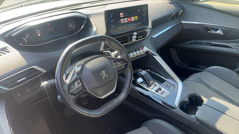 Peugeot 5008 II 1.5 BlueHDi 130 Eat8 Allure Pack