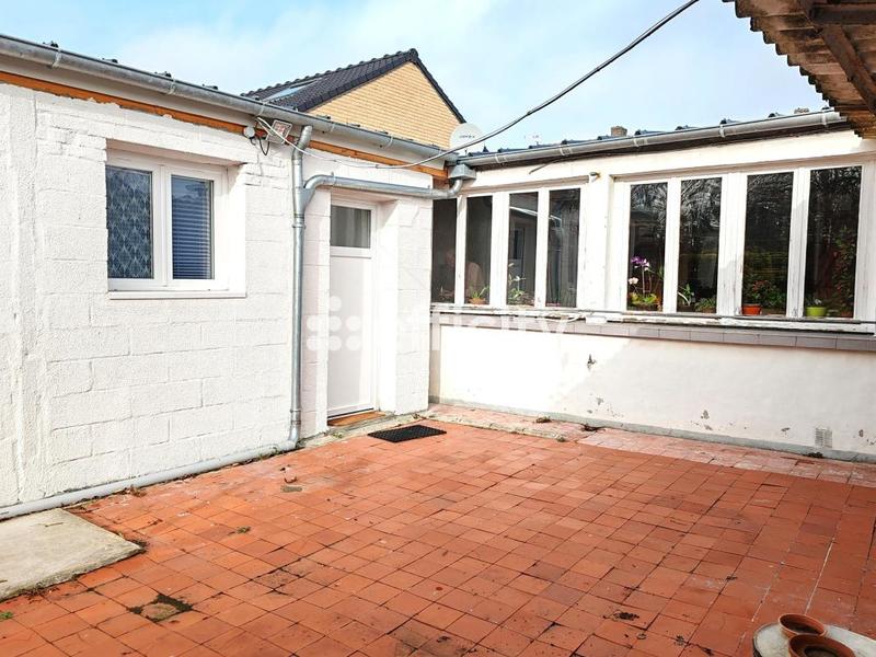 Maison - 80 m² - 5 pièces