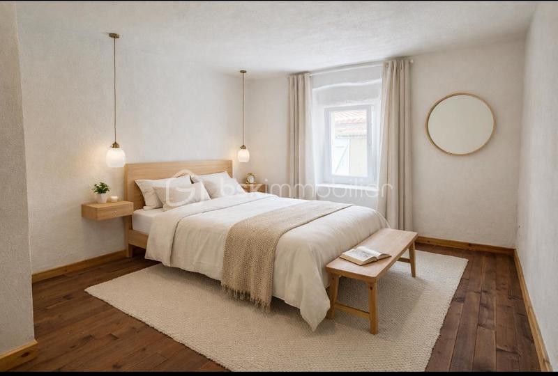 Maison en pierre - 100 m² - 5 pièces