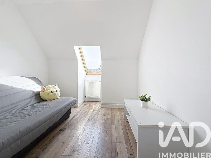 Maison - 99 m² - 6 pièces