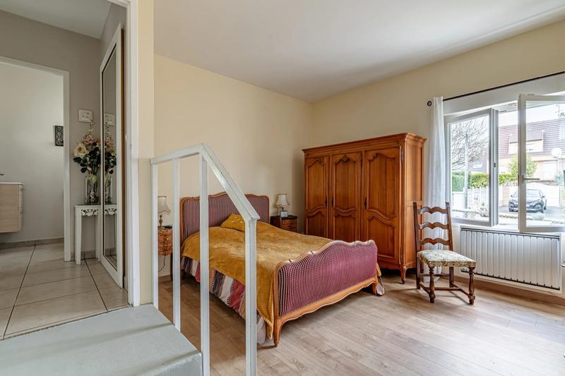 Maison - 178 m² - 6 pièces