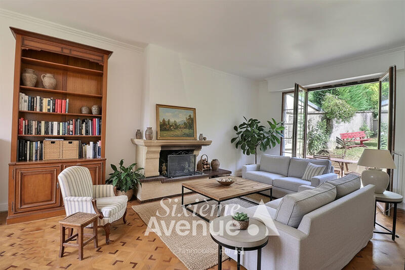 Maison - 163 m² - 7 pièces