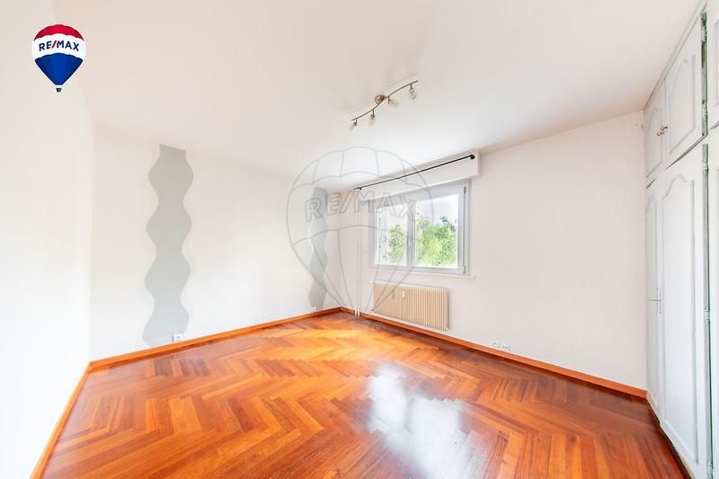 Appartement - 122 m² - 5 pièces