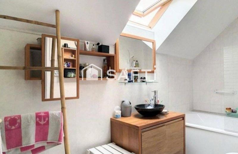 Maison - 106 m² - 6 pièces