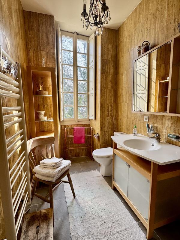 Maison - 408 m² - 7 pièces