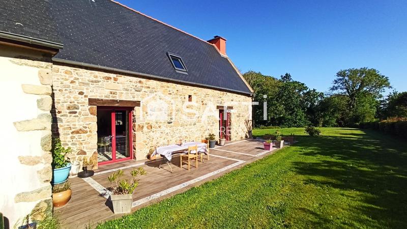 Maison - 215 m² - 9 pièces