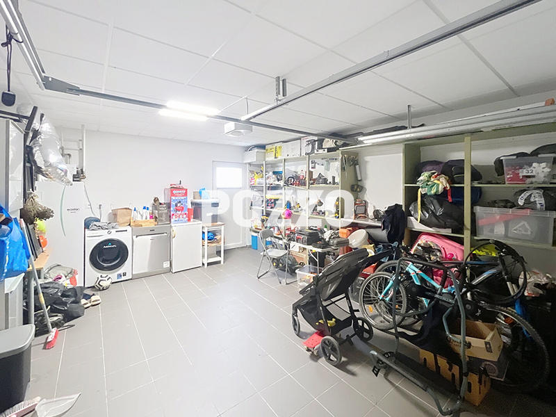 Maison - 121 m² - 6 pièces