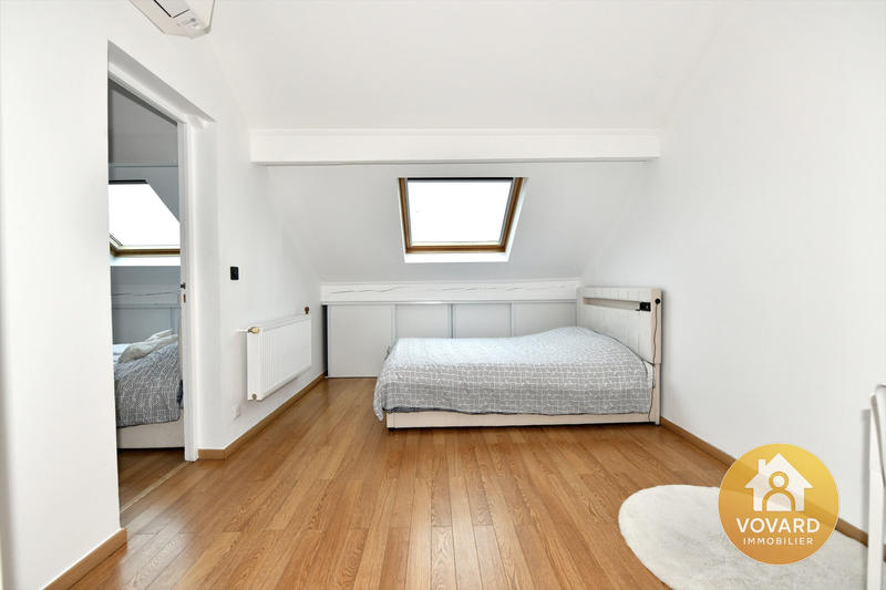 Maison - 156 m² - 9 pièces