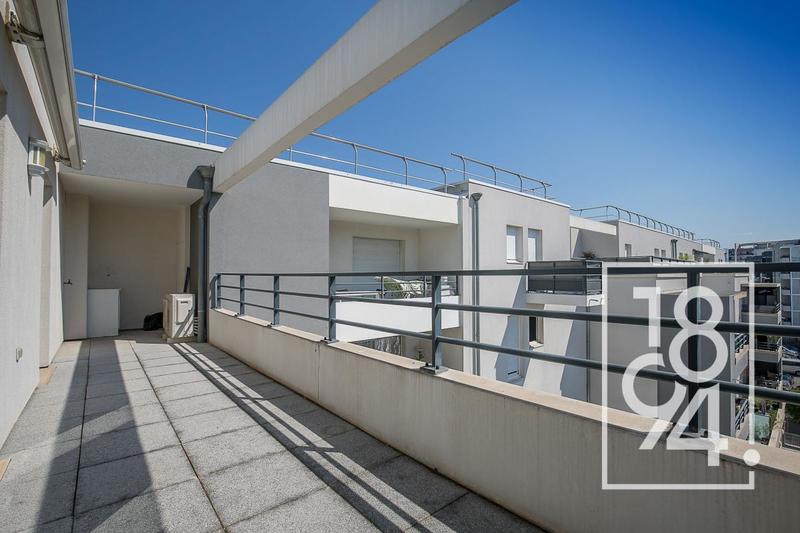 Appartement - 83 m² - 4 pièces