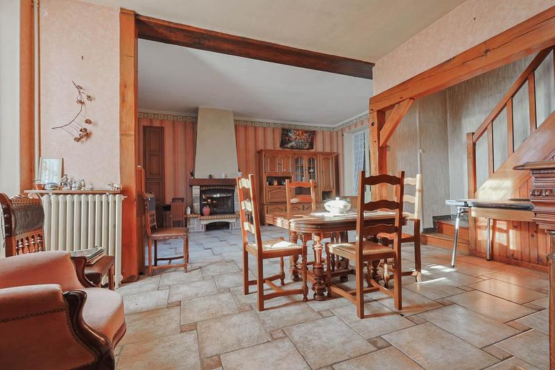 Maison - 92 m² - 5 pièces