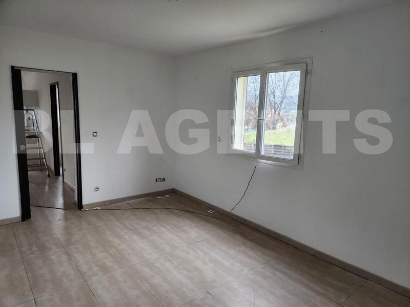 Maison - 122 m² - 6 pièces