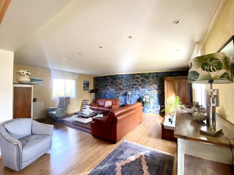 Maison - 145 m² - 5 pièces