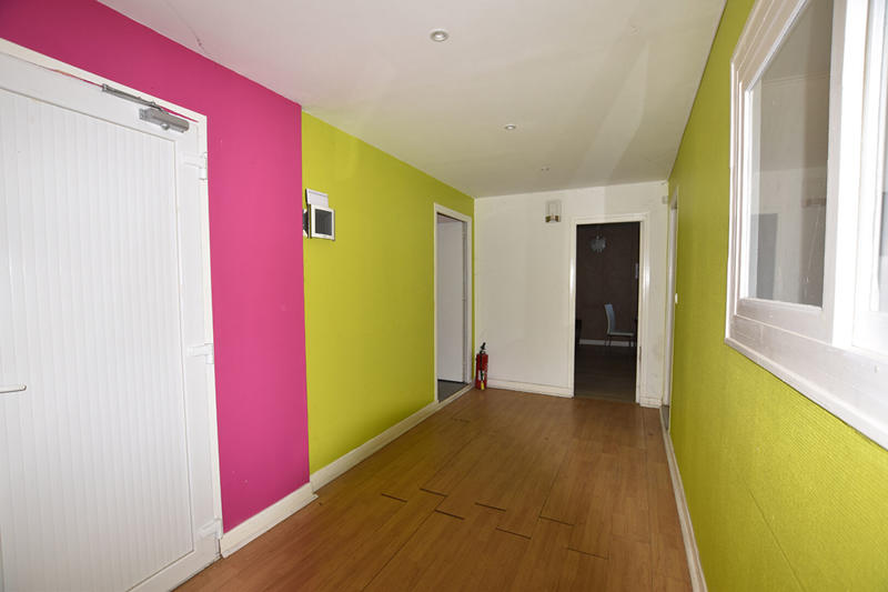 Local d'activité / Entrepôt - 280 m²