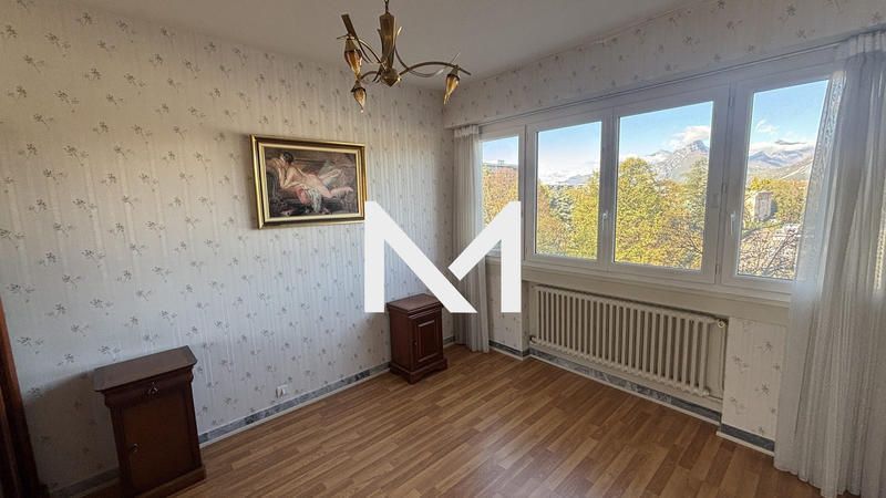 Appartement - 89 m² - 4 pièces