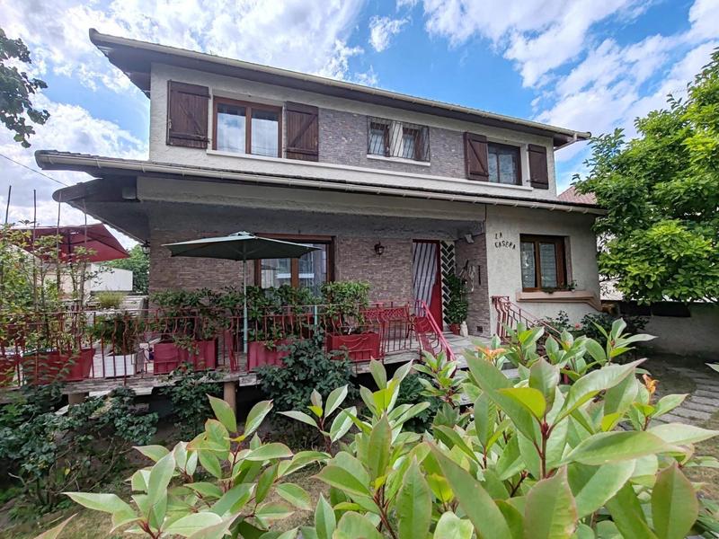 Maison - 143 m² - 6 pièces