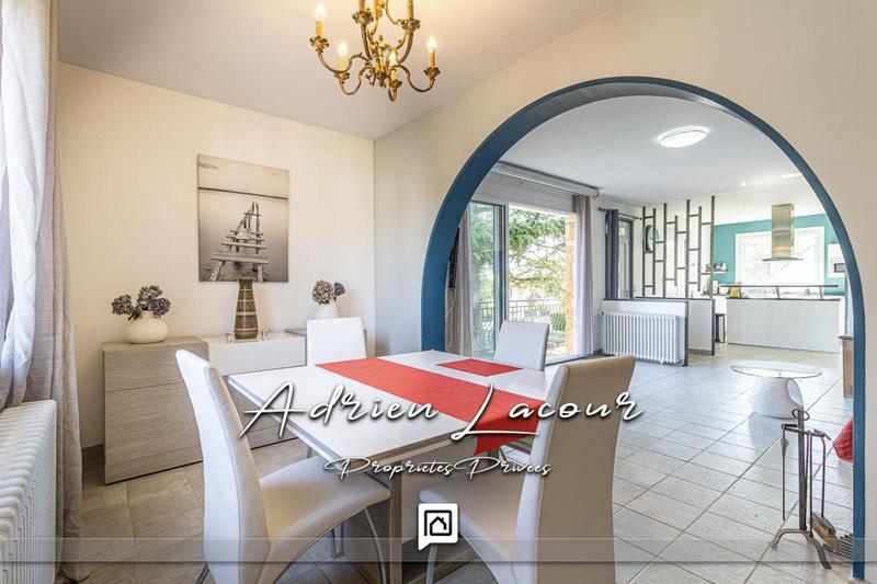 Maison - 98 m² - 6 pièces