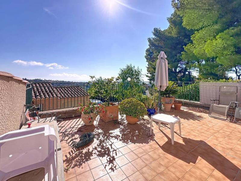 Maison - 83 m² - 4 pièces