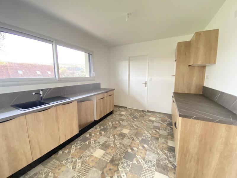 Maison - 99 m² - 5 pièces