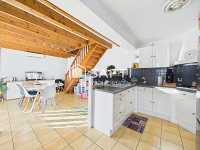 Maison - 106 m² - 5 pièces