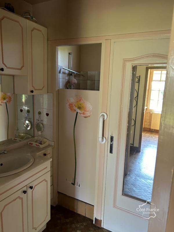 Propriété - 101 m² - 4 pièces