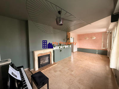 Maison traditionnelle - 94 m² - 4 pièces