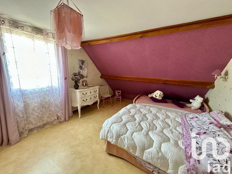 Maison - 185 m² - 8 pièces