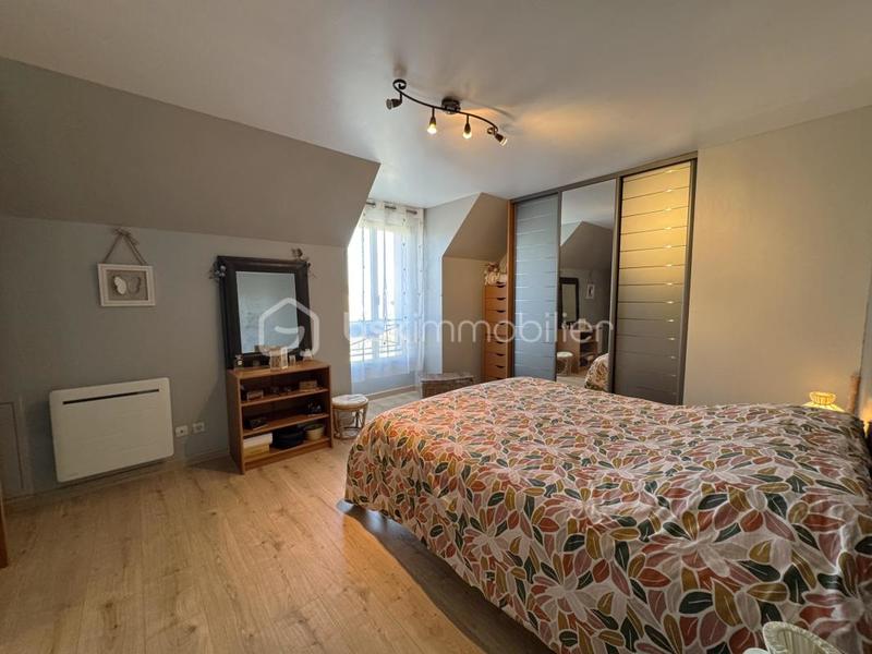 Maison traditionnelle - 122 m² - 5 pièces