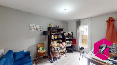 Maison - 105 m² - 4 pièces