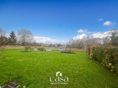 Maison - 237 m² - 7 pièces