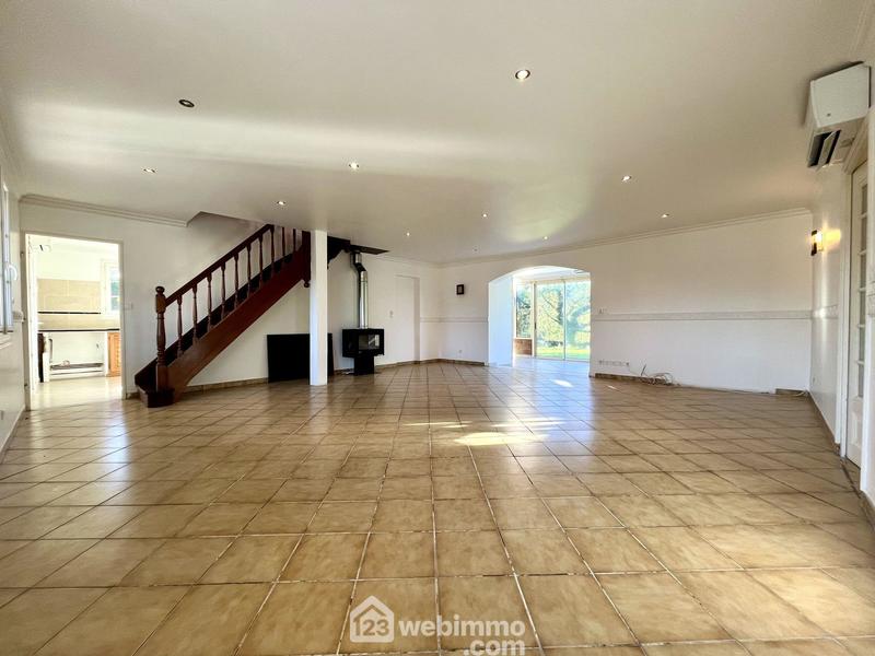 Maison - 170 m² - 5 pièces