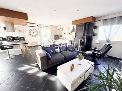 Maison - 210 m² - 8 pièces