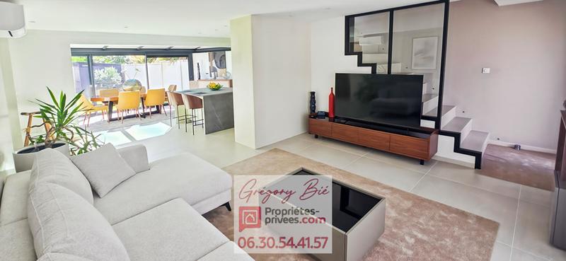 Maison - 95 m² - 4 pièces