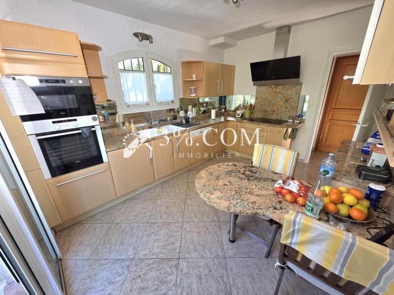 Villa - 150 m² - 6 pièces