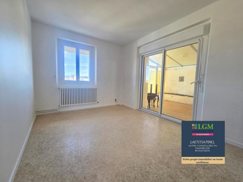 Maison - 205 m² - 7 pièces
