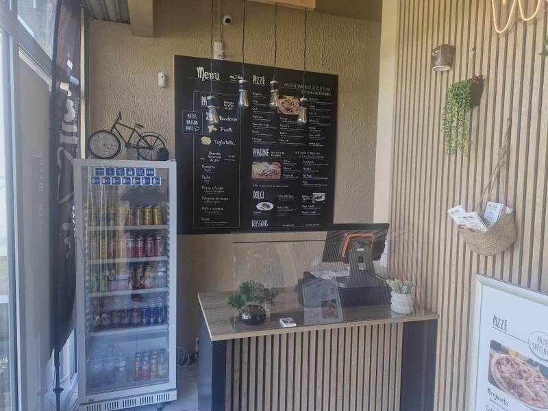 Local commercial - 36 m² - 2 pièces