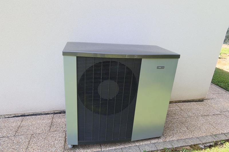 Maison traditionnelle - 121 m² - 6 pièces