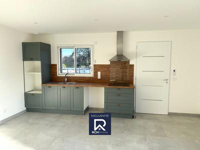 Maison - 99 m² - 4 pièces