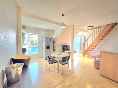 Duplex - 88 m² - 5 pièces