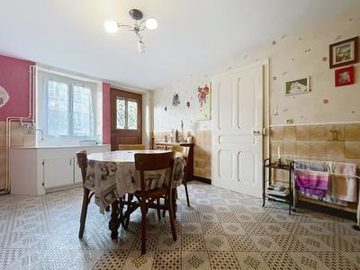 Maison ancienne - 180 m² - 8 pièces