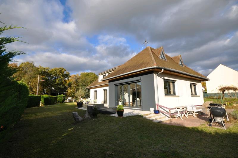 Maison - 145 m² - 7 pièces