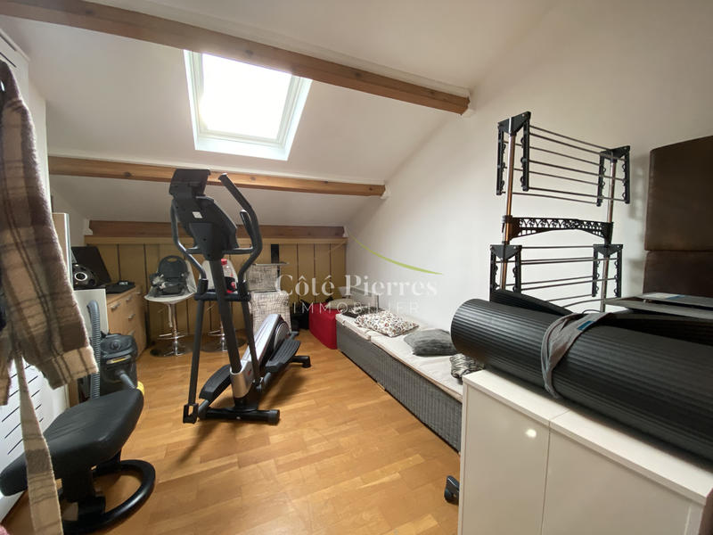 Appartement - 152 m² - 5 pièces