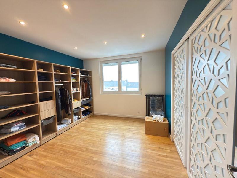 Maison - 146 m² - 7 pièces