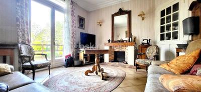 Maison - 109 m² - 8 pièces