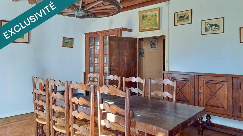 Maison de maîtres - 211 m² - 9 pièces